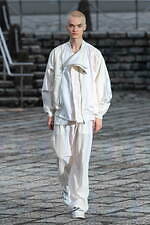 ヴェイン 2023年春夏コレクション - 不定形から形象へ｜写真1