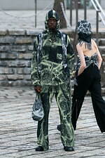 ヴェイン 2023年春夏コレクション - 不定形から形象へ｜写真9