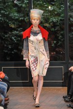 ジャズカッツェ(jazzkatze)、2010-2011年秋冬コレクション｜写真6