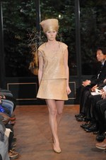 ジャズカッツェ(jazzkatze)、2010-2011年秋冬コレクション｜写真25