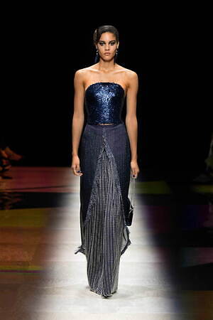 ジョルジオ アルマーニ プリヴェ(GIORGIO ARMANI PRIVÉ) 2022-23年秋冬ウィメンズコレクション  - 写真11