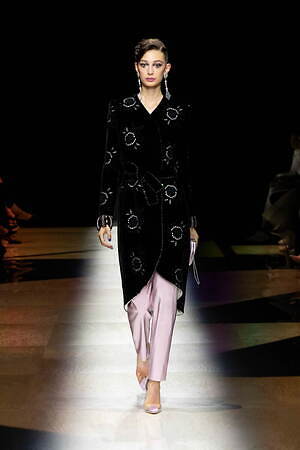 ジョルジオ アルマーニ プリヴェ(GIORGIO ARMANI PRIVÉ) 2022-23年秋冬ウィメンズコレクション  - 写真20