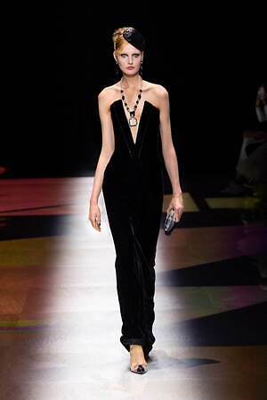 ジョルジオ アルマーニ プリヴェ(GIORGIO ARMANI PRIVÉ) 2022-23年秋冬ウィメンズコレクション  - 写真26