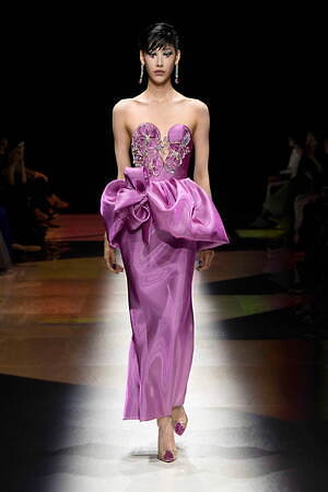 ジョルジオ アルマーニ プリヴェ(GIORGIO ARMANI PRIVÉ) 2022-23年秋冬ウィメンズコレクション  - 写真45