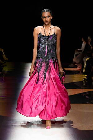 ジョルジオ アルマーニ プリヴェ(GIORGIO ARMANI PRIVÉ) 2022-23年秋冬ウィメンズコレクション  - 写真50