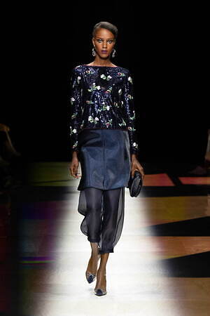 ジョルジオ アルマーニ プリヴェ(GIORGIO ARMANI PRIVÉ) 2022-23年秋冬ウィメンズコレクション  - 写真72