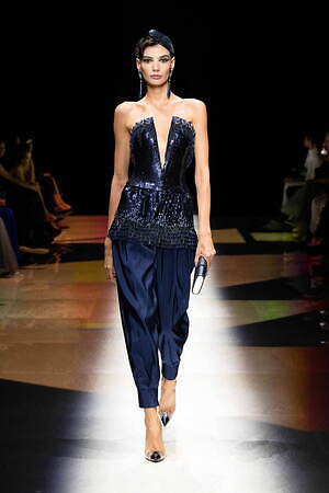 ジョルジオ アルマーニ プリヴェ(GIORGIO ARMANI PRIVÉ) 2022-23年秋冬ウィメンズコレクション  - 写真84