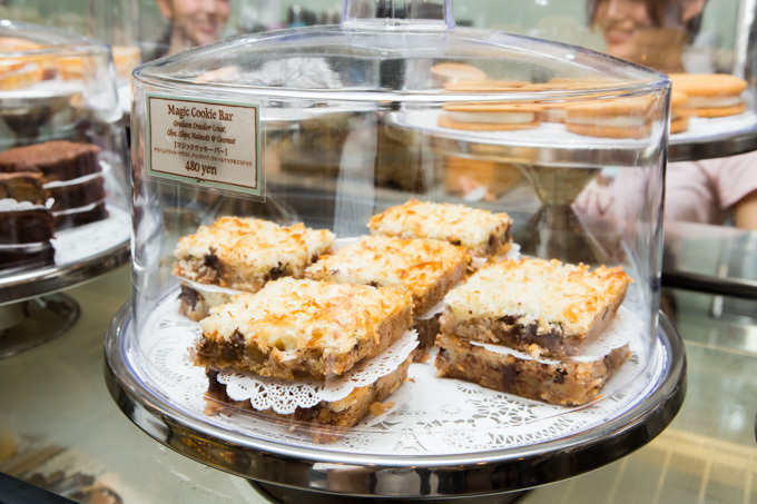 NYの有名カップケーキ「マグノリアベーカリー」日本上陸 - 表参道に1号店｜写真24