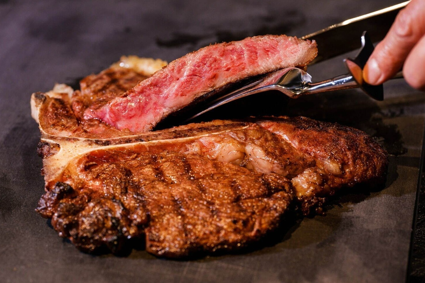 ステーキ｜“世界で唯一”近江牛のTボーンステーキメインの新レストラン「T」東京・中目黒にオープン