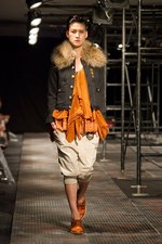 ザ ドレス アンド コー ヒデアキ サカグチ(The Dress & Co. HIDEAKI SAKAGUCHI)、2010-2011年秋冬コレクション｜写真3