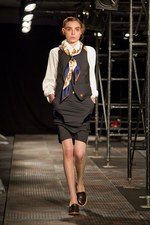 ザ ドレス アンド コー ヒデアキ サカグチ(The Dress & Co. HIDEAKI SAKAGUCHI)、2010-2011年秋冬コレクション｜写真8