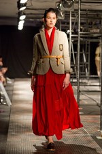 ザ ドレス アンド コー ヒデアキ サカグチ(The Dress & Co. HIDEAKI SAKAGUCHI)、2010-2011年秋冬コレクション｜写真17