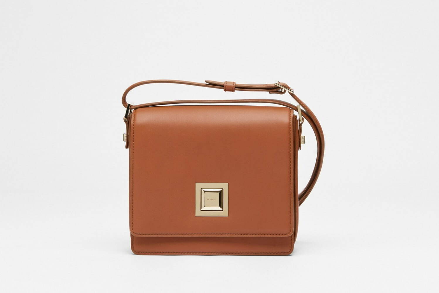 ミディアム 183,700円