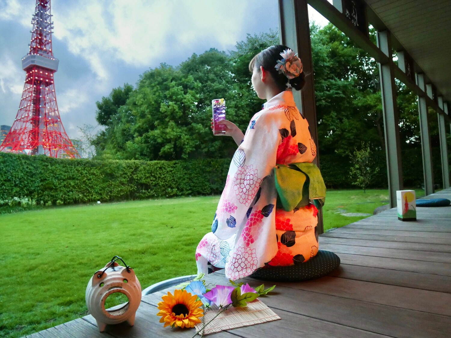 ザ・プリンス パークタワー東京「スズムシ カフェ」館内の神殿で夕涼み体験、テーマは“花と過ごす夏”｜写真1