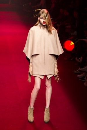 G.V.G.V.(ジーヴィージーヴィー)、 2010-2011年秋冬シーズンコレクション｜写真7
