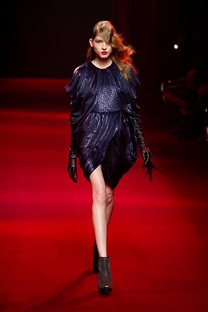 G.V.G.V.(ジーヴィージーヴィー)、 2010-2011年秋冬シーズンコレクション｜写真32