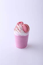 ピエール・エルメ・パリ(PIERRE HERMÉ PARIS) フラッペ マカロン｜写真2