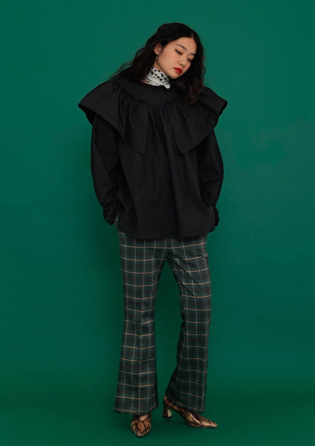 オキラク(OKIRAKU) 2022-23年秋冬ウィメンズコレクション  - 写真4