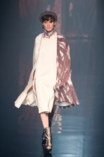 アライサラ(araisara)、2010-2011年秋冬コレクション｜写真3