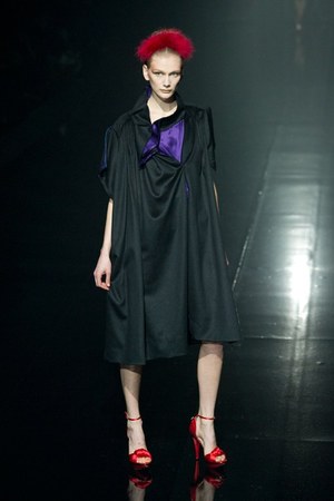 アライサラ(araisara)、2010-2011年秋冬コレクション｜写真17