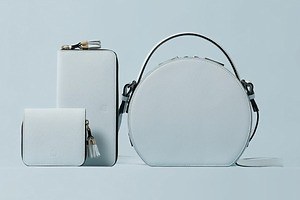 エポイの定番レザーシリーズに“こおり・くるみ”の新色、ショルダーバッグ&2つ折り財布など