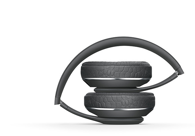 Dr.Dre And G-Dragon Bigbang Collaboration Headphones | eBay