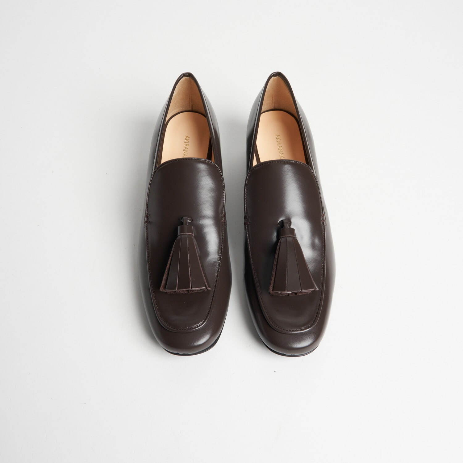 Kauri (with ornament) BK | AKIRANAKA ONLINESTORE