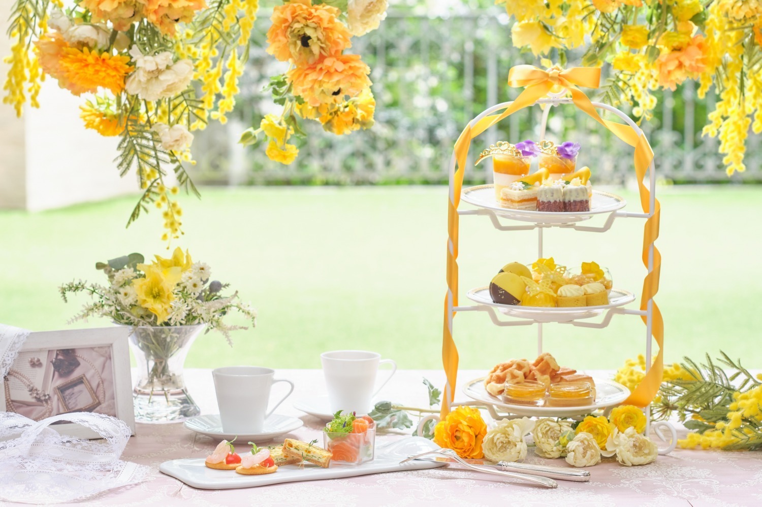 「マリー・アントワネット アフタヌーンティー」“イエロー”のトロピカルスイーツなど表参道＆横浜で