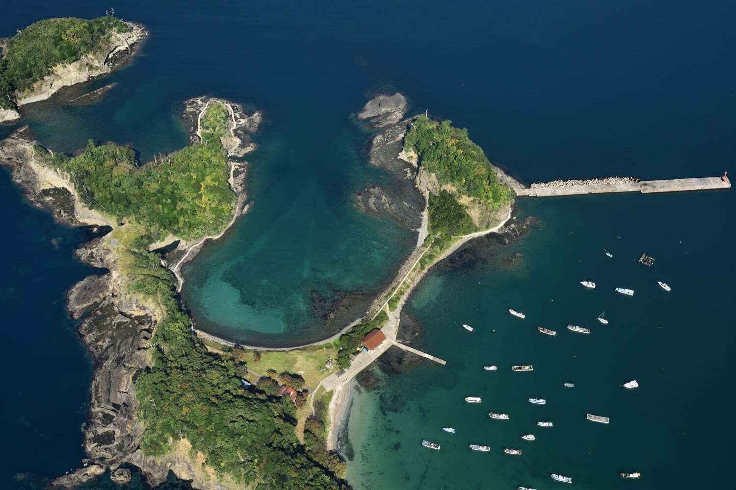 美術館｜写真家・松江泰治の展覧会が島根県立石見美術館で - 島根の景色を空撮した《JP-32》全40点を公開