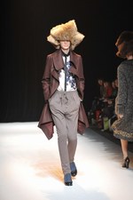 カミシマチナミ(KAMISHIMA CHINAMI)、2010-2011年秋冬コレクション｜写真14