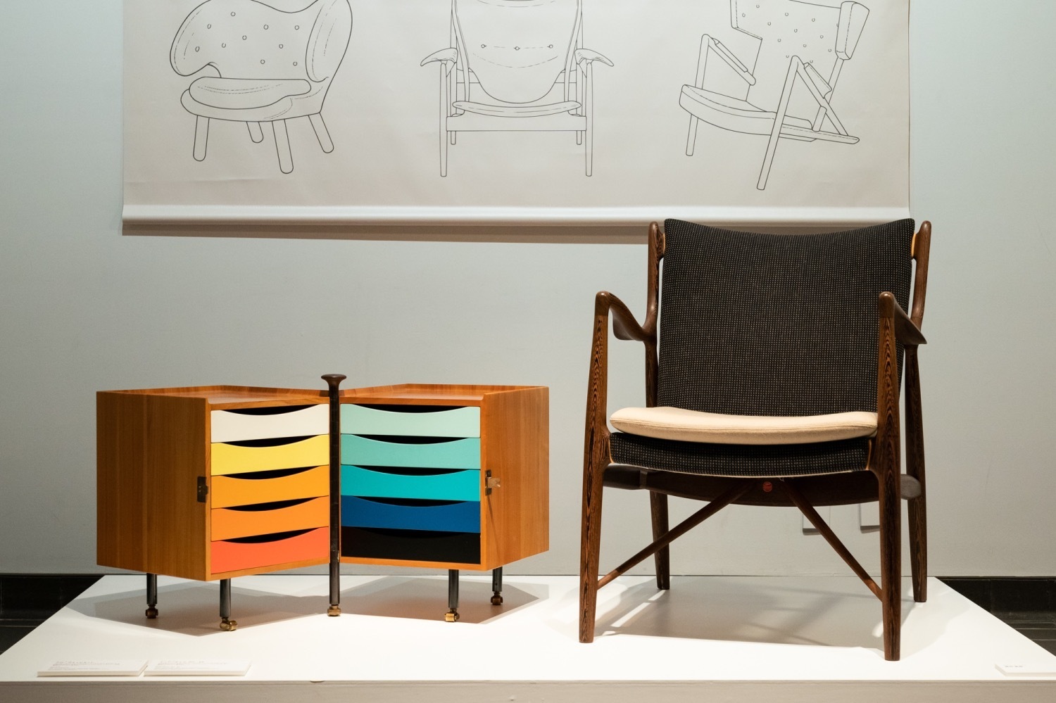 日用品｜企画展「フィン・ユールとデンマークの椅子」東京都美術館で、“彫刻のような椅子”その背景と魅力に迫る