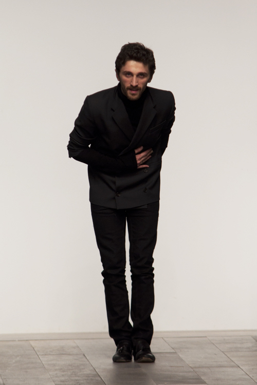 ミュグレーの新アーティスティック・ディレクターに、ロンドン注目の若手デヴィッド・コーマが就任｜写真1