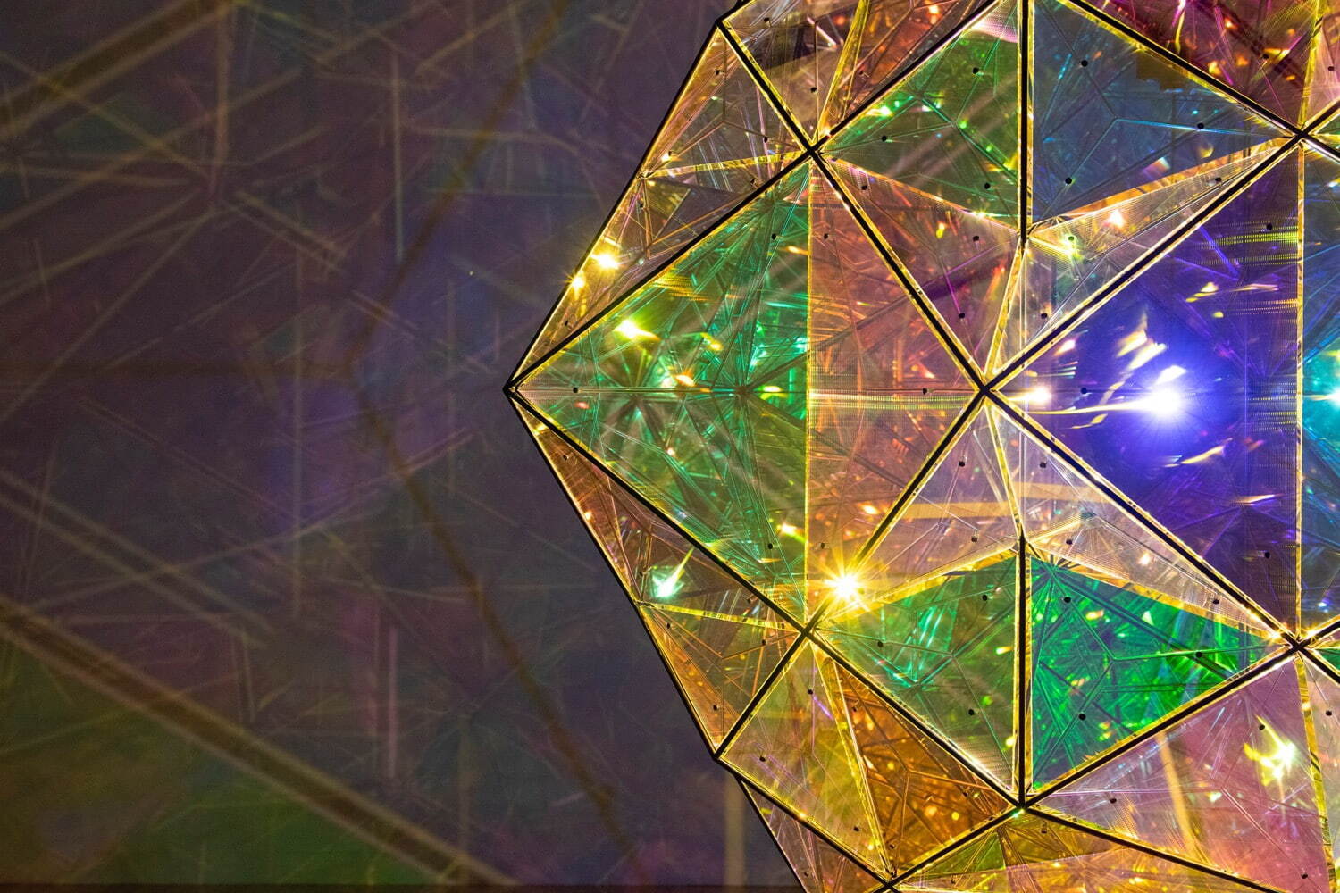 希少　あなたが出会うとき オラファー・エリアソン　金沢21世紀美術館 カラー・アクティヴィティ・ハウス | 恒久展示作品