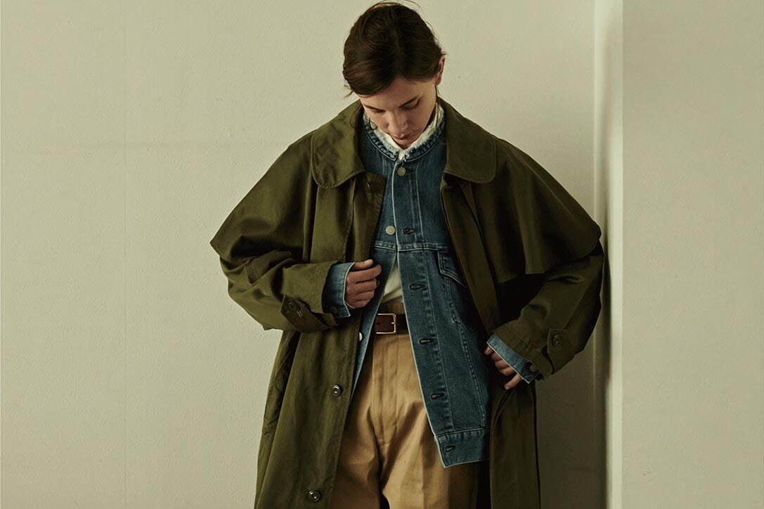カーキ 2022-23年秋冬 ウィメンズ コレクション
