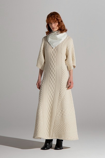 ＜WATER REPELLENT CASHMERE シリーズ＞
W