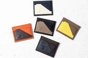 ラルコバレーノ「フラットウォレット」カード＆紙幣収納OKな“薄マチ”レザーグッズ
