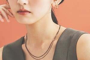 ジュエッテ新作「パーソナルカラー」ジュエリーセット、ゴールドカラーのスプリングやシルバーのサマー