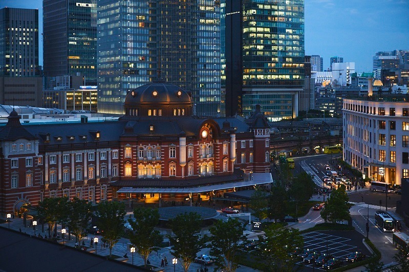 東京・新丸ビル「ビアテラス in 丸の内ハウス」東京駅を望む”テラス”でビール＆極上料理｜写真12