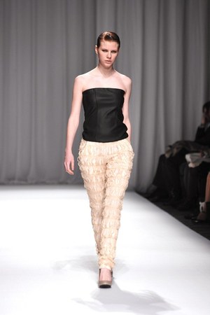 タイニーダイナソー(tiny dinosaur) 2010-11年秋冬ウィメンズ&メンズコレクション  - 写真17