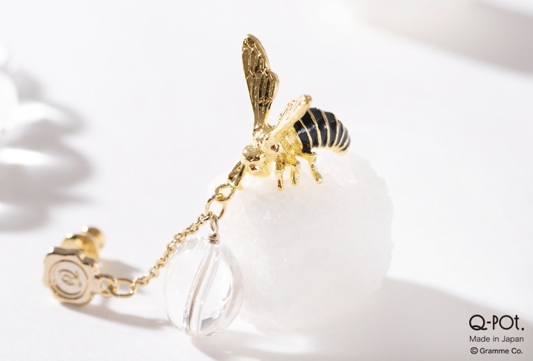 Q-pot.まるで“ハチミツ”天然石ジュエリー、女王蜂モチーフ付き1点物ネックレス＆ピアス｜写真9