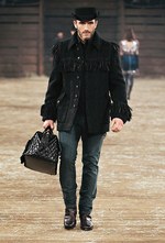 CHANEL シャネル　カタログ　2014 / 15 Dubai 希少 シャネル 2014-15年クルーズコレクション - 時空を超越した旅