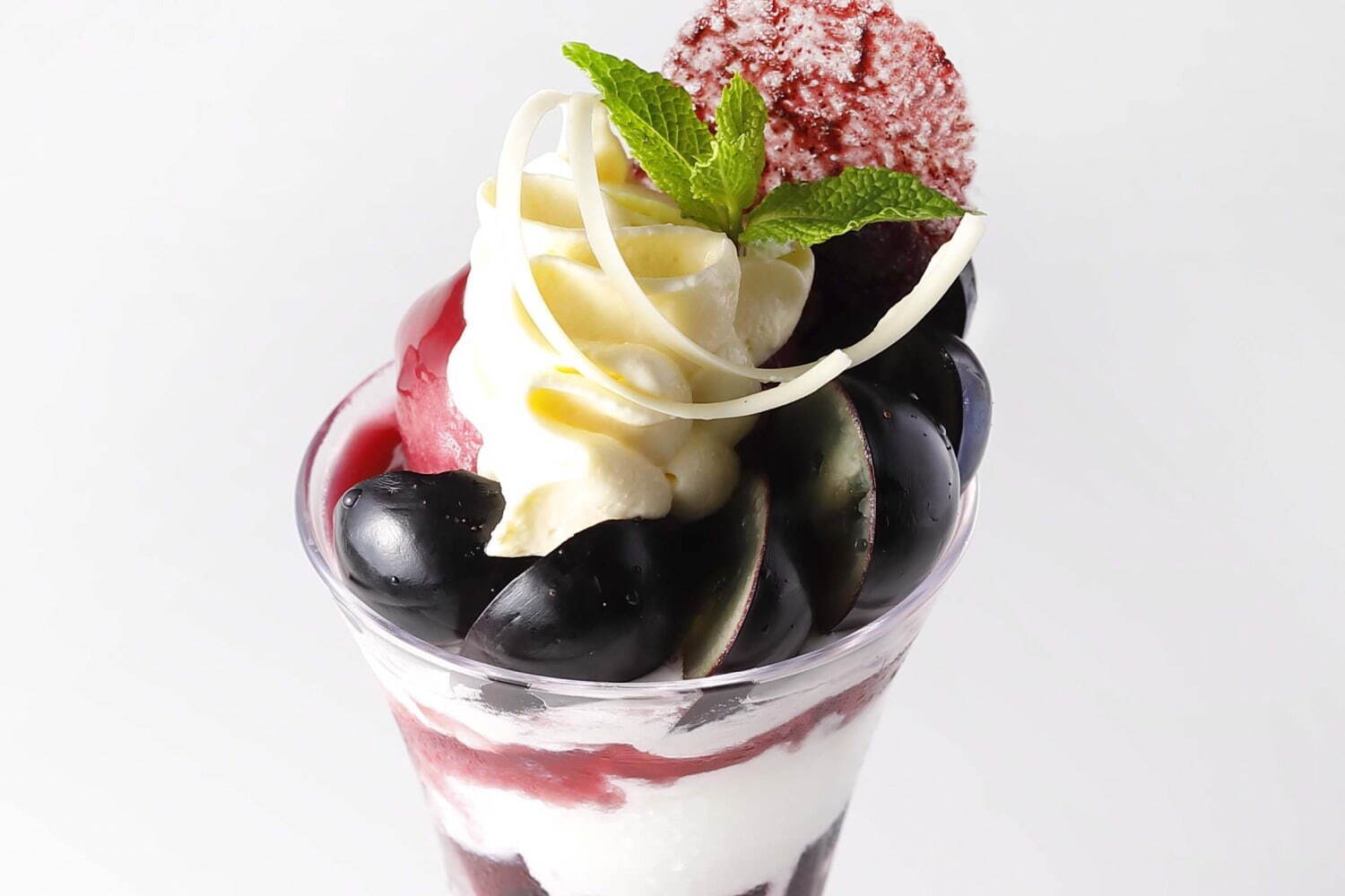 ぶどう｜資生堂パーラーから長野県産ぶどう「ナガノパープル」の限定パフェ