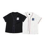 アナ スイのアーカイブがストリートウェアに！バタフライ刺繍入りチビTやヴィンテージ風スウェット｜写真11