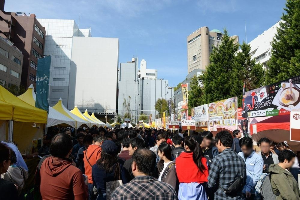 「神田カレーグランプリ」“日本最大級”カレーの街・神田でカレーの食べ歩き、過去最大125店参加｜写真2