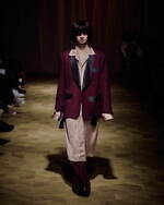 アポクリファの新作、鮮やかに仕上げたショールカラージャケットや草花モチーフのニット｜写真24