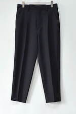 アポクリファの新作、鮮やかに仕上げたショールカラージャケットや草花モチーフのニット｜写真20