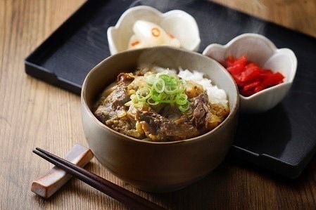 京都 御室 佐近「カレー風味のすき焼き丼の素」1パック 486円