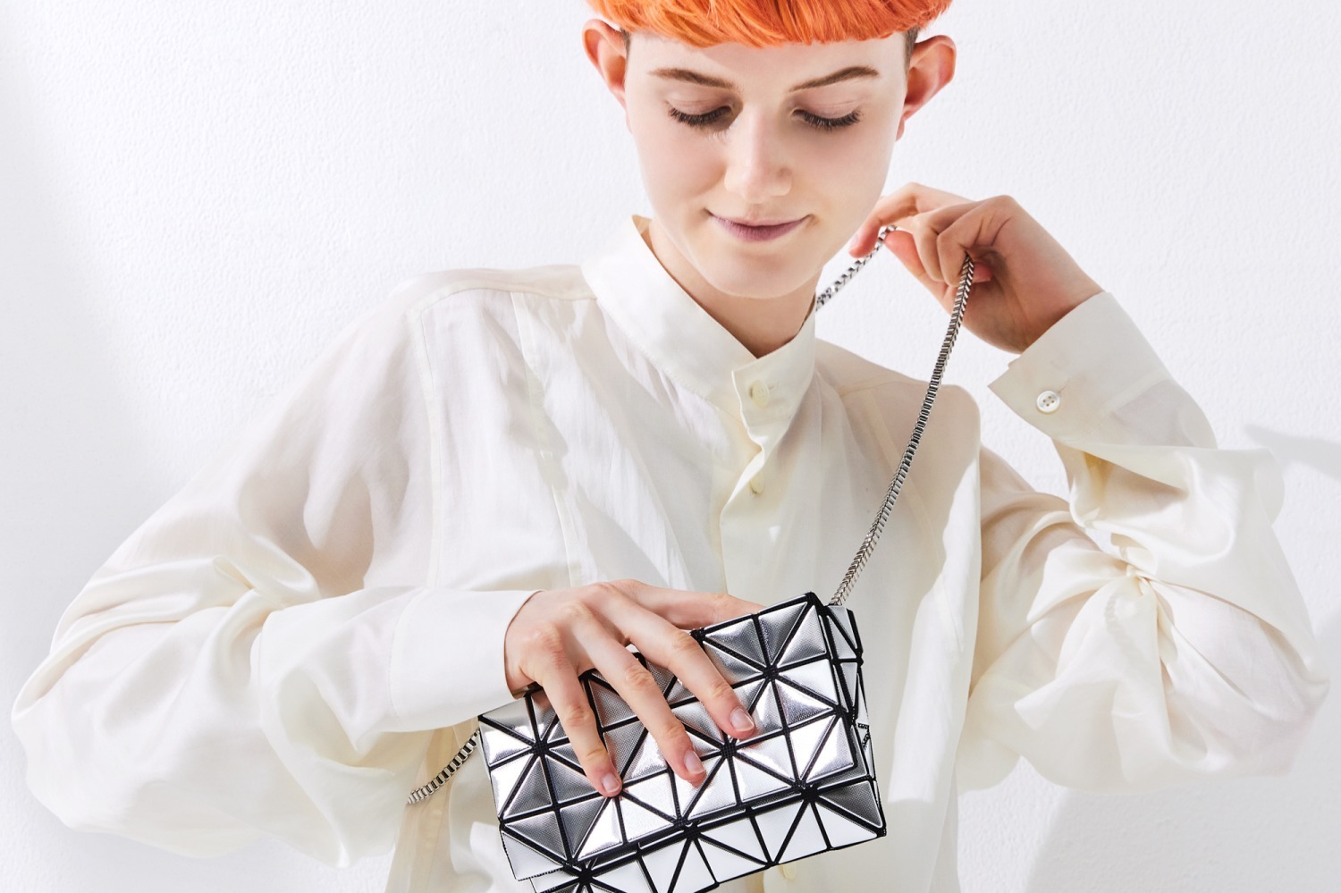 新品同様★ISSEY MIYAKE★希少柄カットソー★今っぽショート丈デザイン 楽天市場】日本製（ブランドイッセイミヤケ）（Tシャツ
