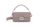 フェンディ(FENDI) バゲット｜写真2