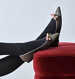 プリティ・バレリーナ22年秋冬新作、リボン×チェーンの華やかシューズやビジュー付きミュール｜写真55